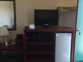 Esterhazy Motor Hotel, hotel v destinaci Esterhazy
