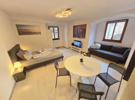 Lovely Old Town Studio, hotel v destinaci Hall in Tirol