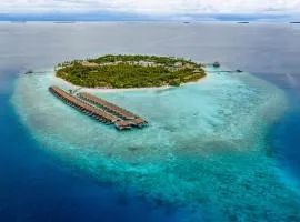 Reethi Faru Resort - Stay 5 Nights or more Between Aug-Sept 2025 & Enjoy a Free Sunset Cruise