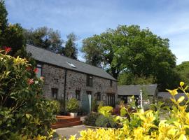 Petrock Holiday Cottages, hotel with parking in Newton Saint Petrock