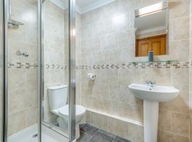 Byre - Uk49899，位于布兰德福德福鲁姆的酒店