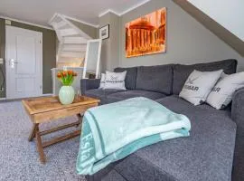 Gemütliche Wohnung Reet-Pool-Sauna