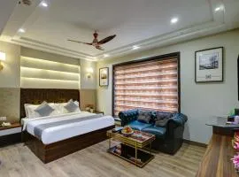 Hotel Oak Plaza Near Connaught Place & New Delhi Railway Station
