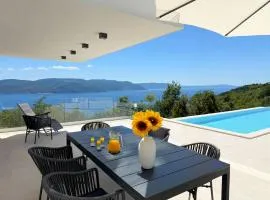 Villa Ena in a peaceful location with a sea view