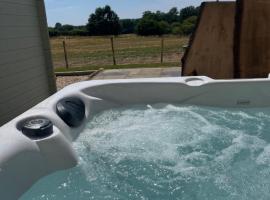 Apple Blues Farm, hotel with hot tubs in Ashford