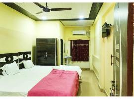 Near Chogle Complex Lodge maharastra Ghansar in Mhasla Rd, chal&eacute; alpino em Mhasla