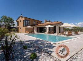 Villa Pedena - Deluxe Comfort & Style