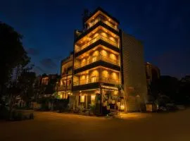 Hotel Downtown, Sector 51