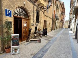 Pensión San Pedro, hotel v destinaci Viana