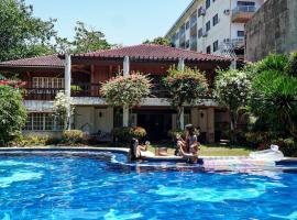 Private Beach Villa in Anza Mactan with Ocean View, vila di Punta Engaño