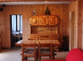 Casa Gemei, hotel v destinaci Mello