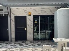 Tin Guest House & Laundry
