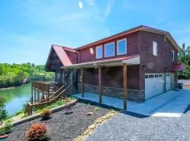 Smoky Mountain Lake Retreat
