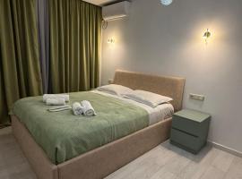 Hotel Rainbow, hotel en Itʼkhvisi