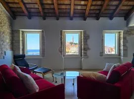 Apartment MAR with Sea view