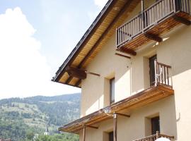La Maison Jaune, hotel v destinaci Aosta