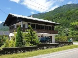 Newly renovated apartment in Verchaix Morillon