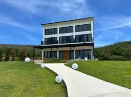 OLÉ Villa