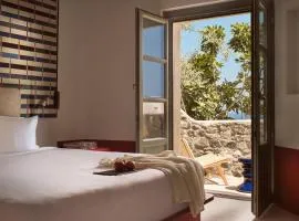 Neema Maison Finikia Santorini