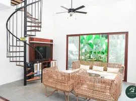 Modern Tropical 2BR Villa Pool Retreat in Amadeo