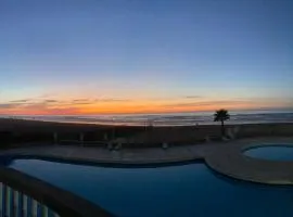 Luxury Apartment Ocean View and Private Beach Ain Diab