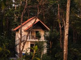 Greenhouse Homestay, hotel v destinaci Siddapur