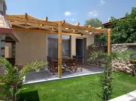 Amira House Sithonia