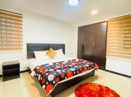 Luxury Base, hotel de lujo en Trofwi