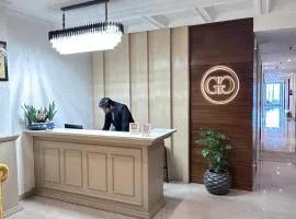 Green Garden Cafe & Hotel