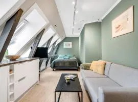 North Estate Studio Center 44