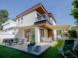 Balaton Breeze Pihenőház by BLTN