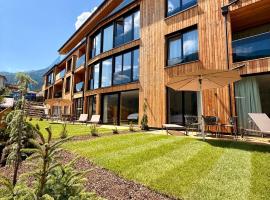 Lärchenlodge SkySpa and Rooftop Pool inklusive Stubai SuperCard, hotel v destinaci Fulpmes