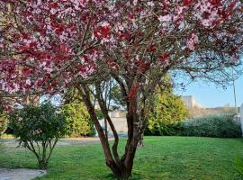 Charming house, hotel en Aytré