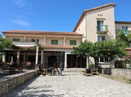 Hôtel de l'Aven, hotel v destinaci Orgnac-lʼAven