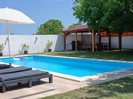 House Nina: Petehi şehrinde bir otel