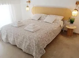 SUITEHOME Comfort Apartment near the Beach