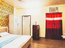 HOTEL SYL II -Couples, Corporates, Family, Faculties Favourite