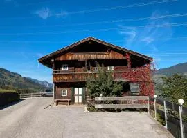 Berghaus Wiesegg - Uriges Tiroler