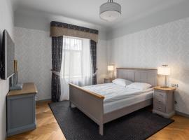 Roze Republikas Apartments, serviced apartment in Liepāja