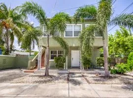 Walk to the water - Historic Home near Downtown LWB