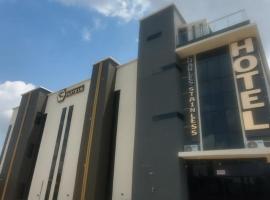 Charles Stainless Hotel, hotel ad Abakaliki