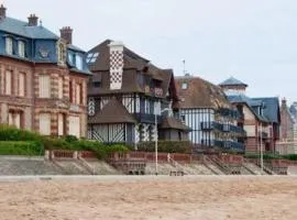 Comfortable apartment at the foot of the beach