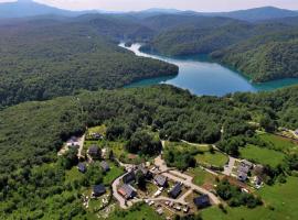 Ethno Houses Plitvice Lakes Hotel, hotel v destinácii Plitvica selo