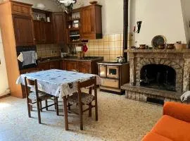 La casa di Nonna nel Piazzalino Asciano Siena Crete Senesi