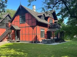 Beautiful Villa in Klampenborg