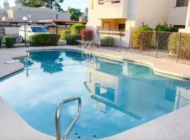 Old Town Southwest Style 2BR Condo with Pool and Hot Tub