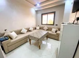 Prime Location, Budget Friendly Studio in Central