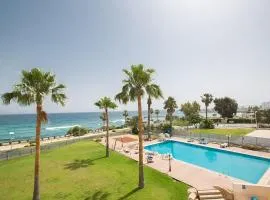 Apt Lasonos Asimi - Luxury 3 Bedroom Appartment - Protaras Apt With Communal Pool On Fig Tree Bay