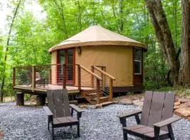 Couples Yurt - The Dreamer at Valley Bear Farms Resort