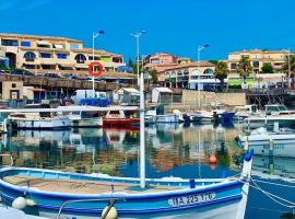 Les Terrasses du port, hotel v destinaci Sausset-les-Pins